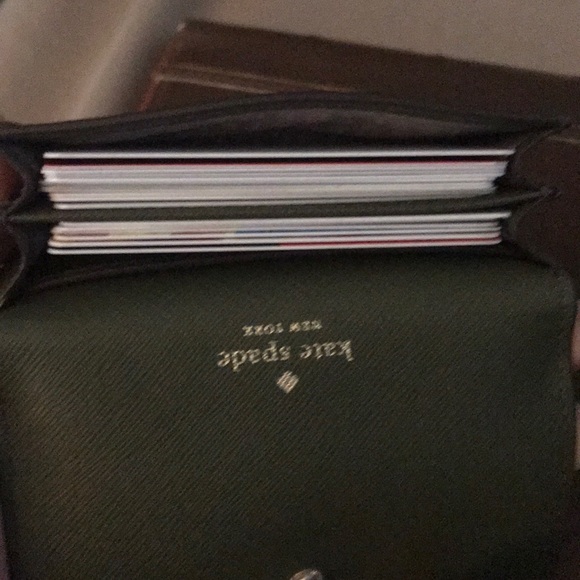 Kate Spade Laurel Way Christine wallet - Picture 8 of 9